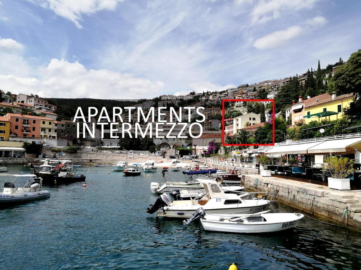Studio Apartment Michelle - Intermezzo With Sea View Rabac Buitenkant foto