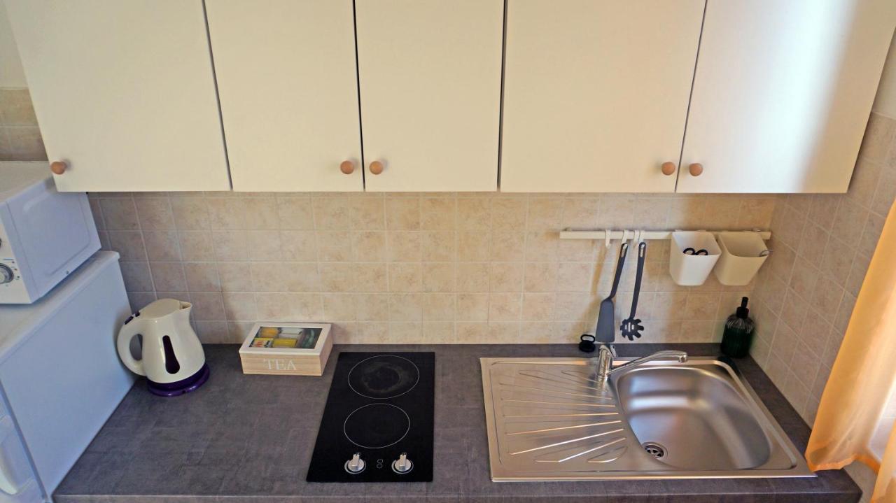 Studio Apartment Michelle - Intermezzo With Sea View Rabac Buitenkant foto