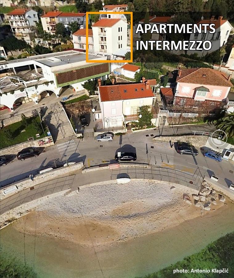 Studio Apartment Michelle - Intermezzo With Sea View Rabac Buitenkant foto